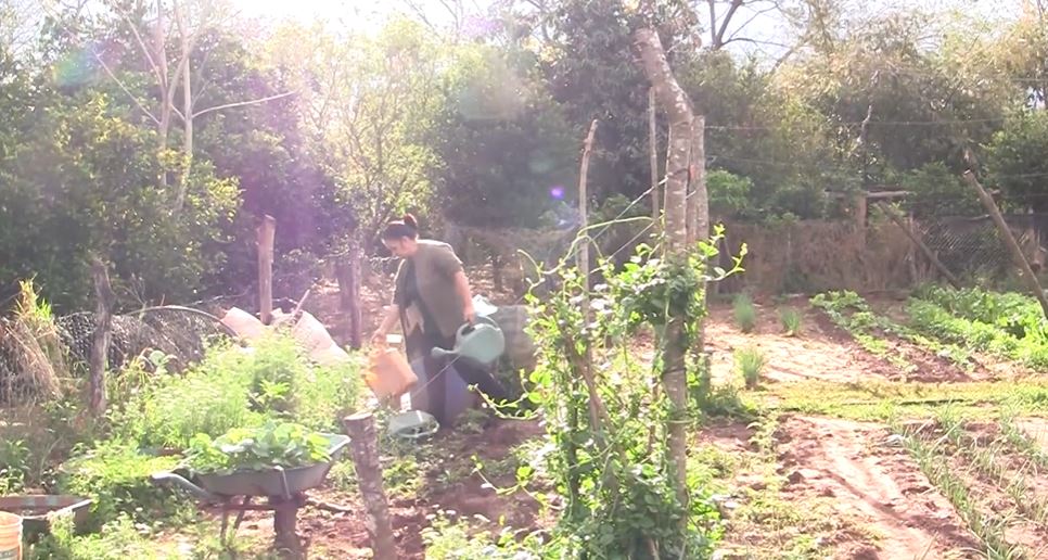Mujeres paraguayas en la agroecología (2018)